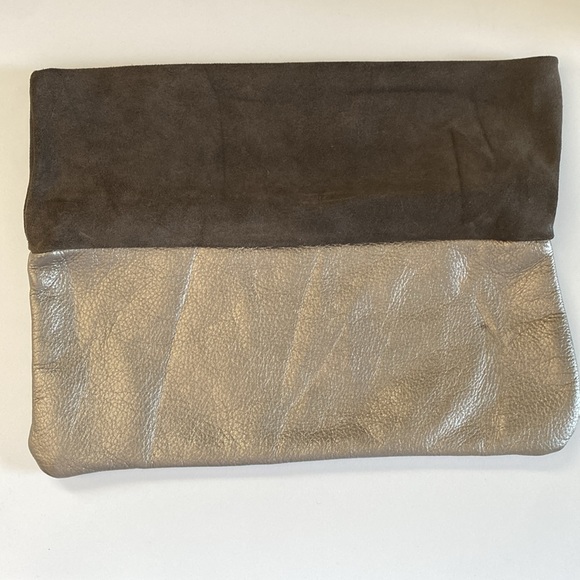 Two Hippies leather and suede clutch - Picture 3 of 9